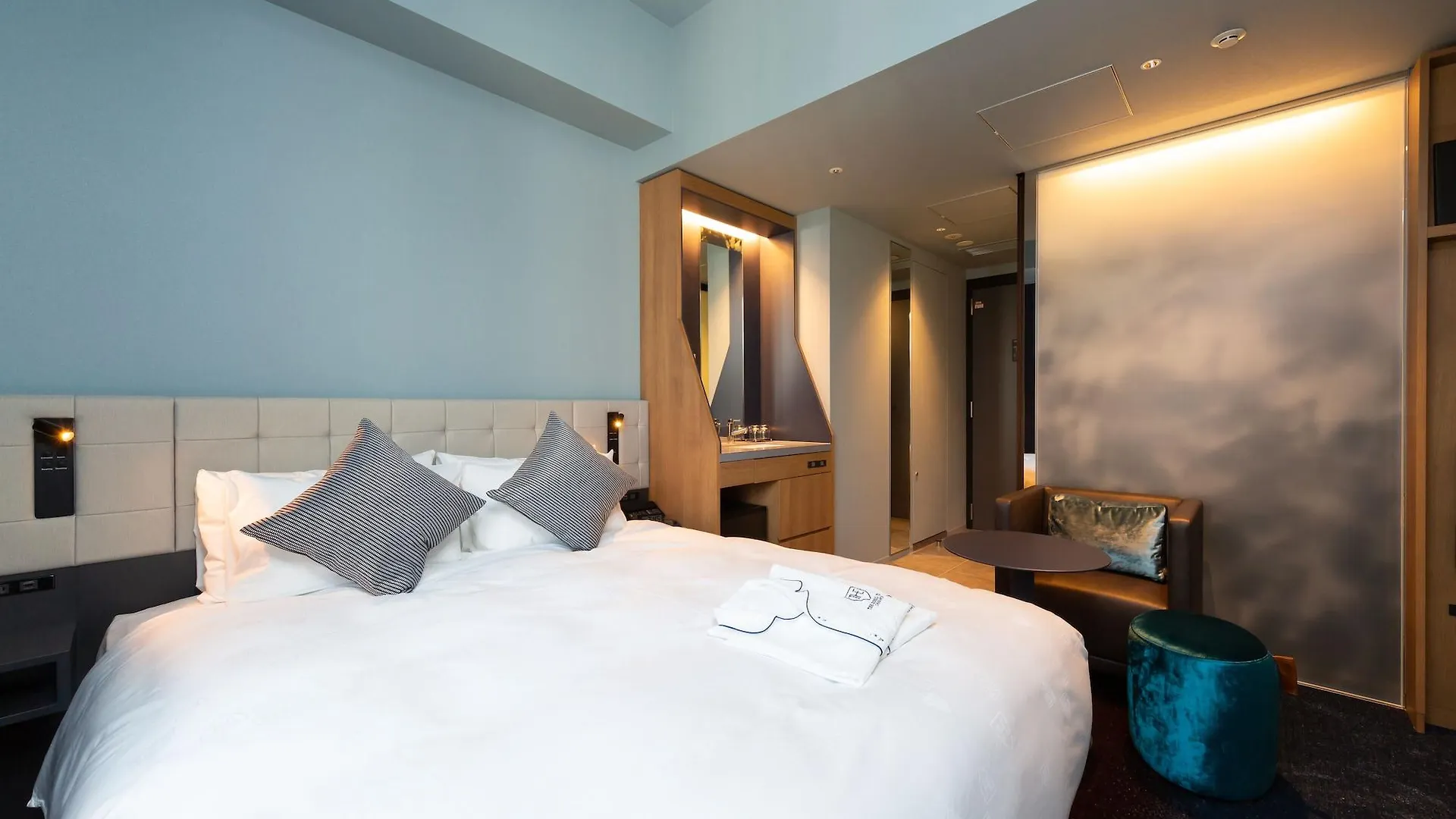 The Royal Park Canvas - Ginza 8 Tokyo Hotel
