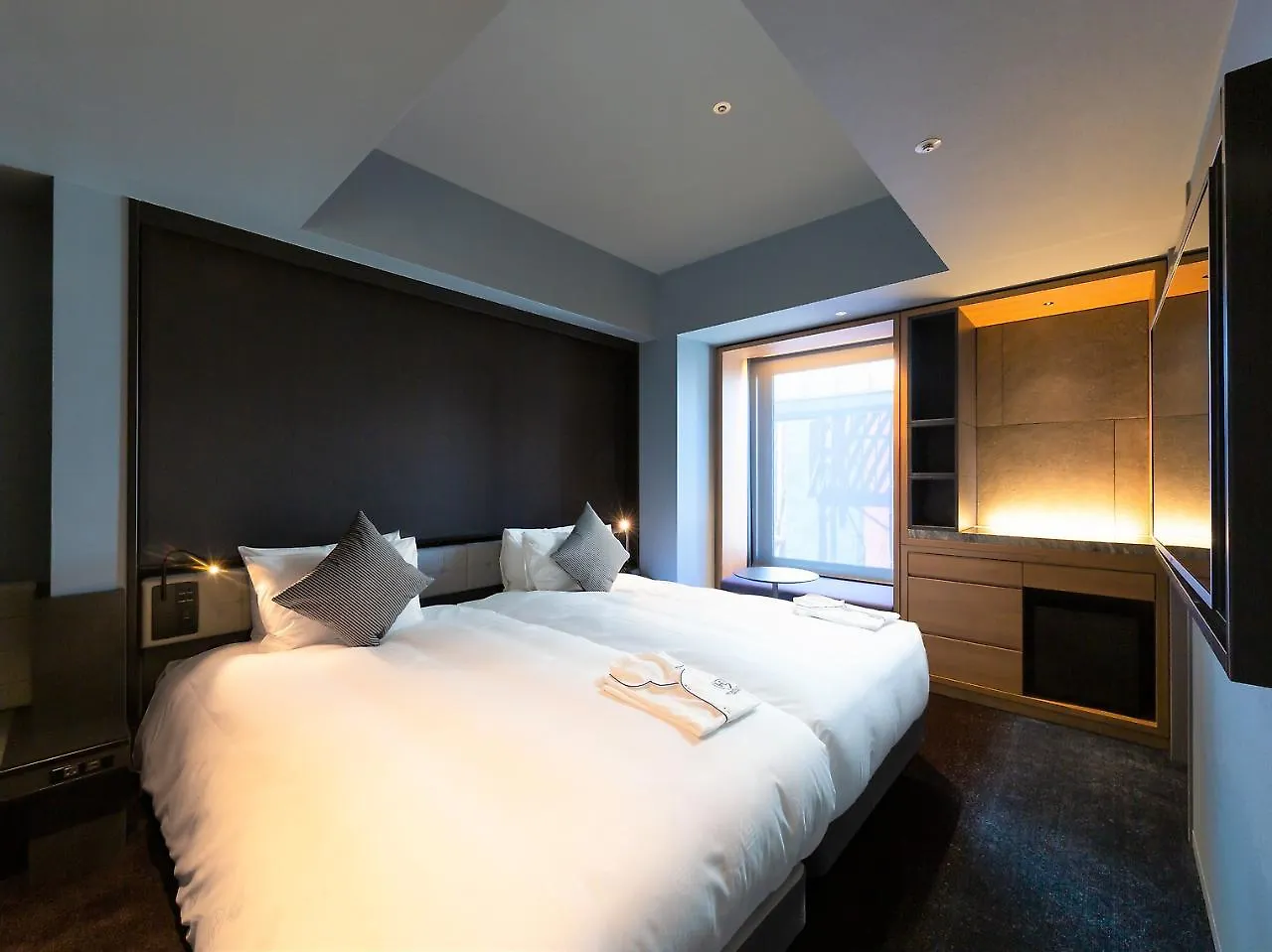 The Royal Park Canvas - Ginza 8 Tokyo Hotel