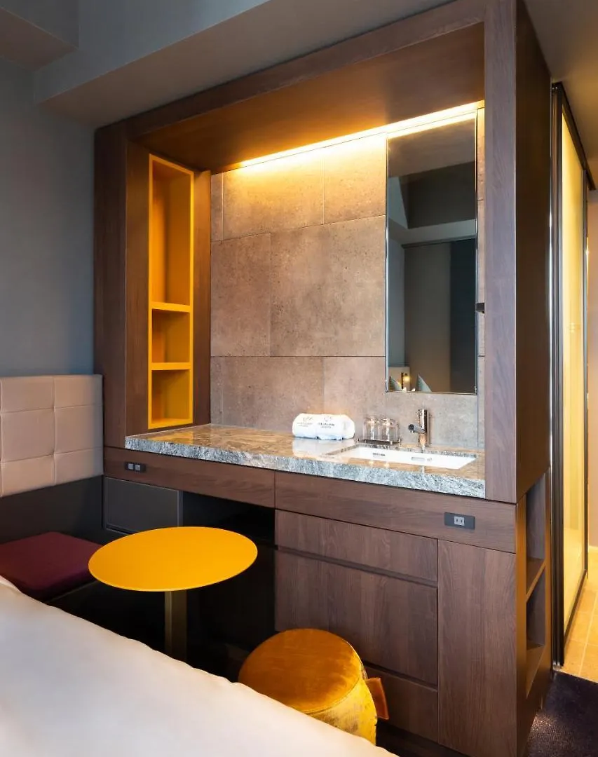 The Royal Park Canvas - Ginza 8 Tokyo Hotel